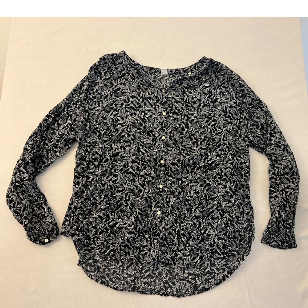 Old Navy Womens Medium Black White Floral Vine Button Front Long Sleeve Blouse